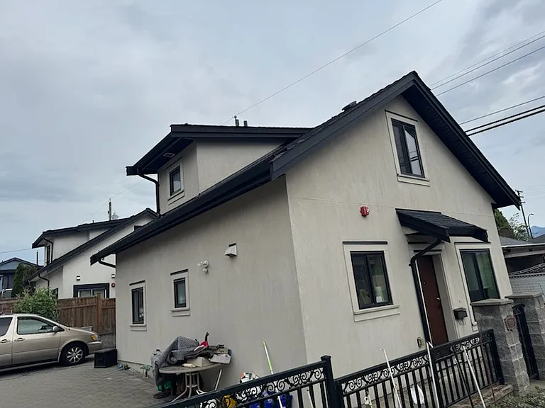 1777 Lillooet St #17 — Photo 2