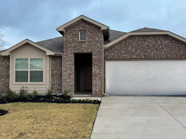 9465 Mint Hill Dr, Fort Worth, TX 76108
