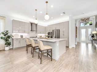 11241 Daphne Ct, Naples, FL 34120