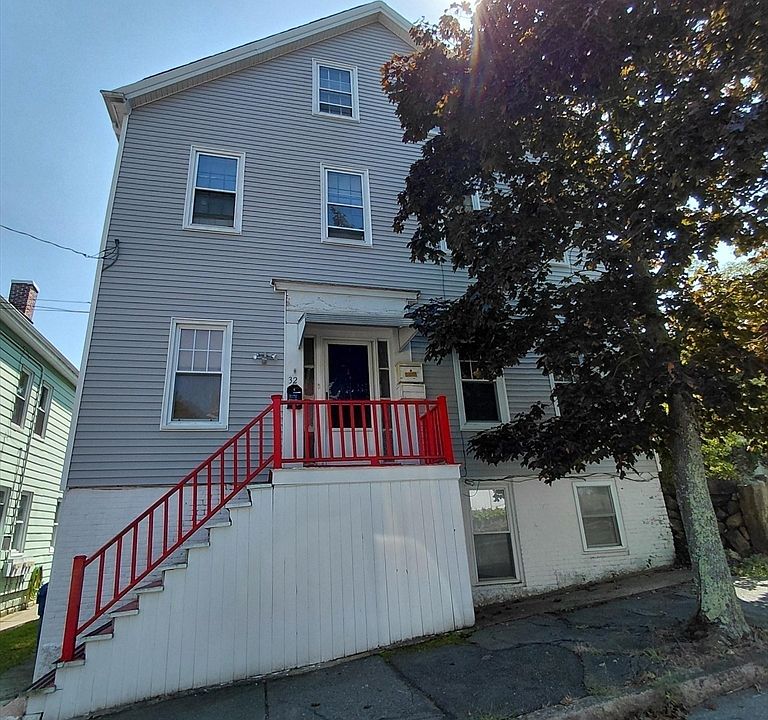 1st image of 32 Franklin St
