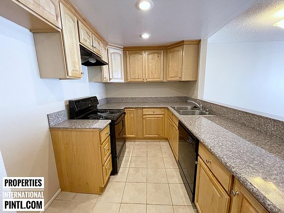 5th image of 2345 Merton Ave #210