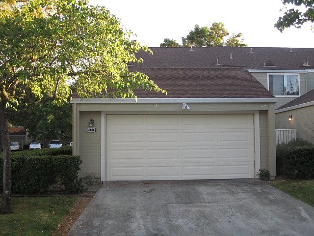 1st image of 2431 Groveview Ct