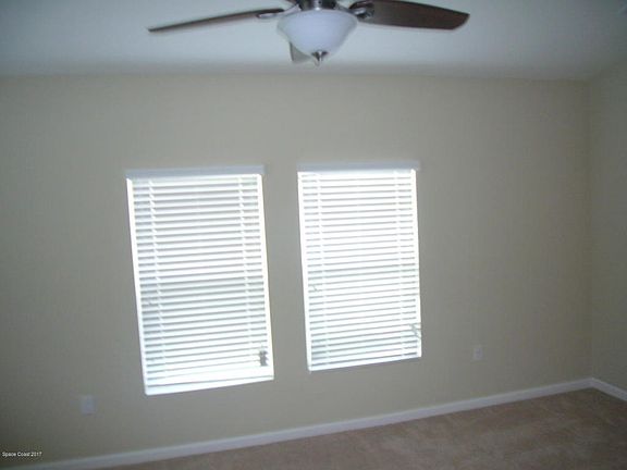 4th image of 1080 Dillard Dr SE