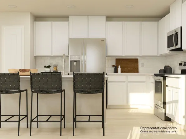 640 Mile Creek Rd #22, Edgemoor, SC 29712