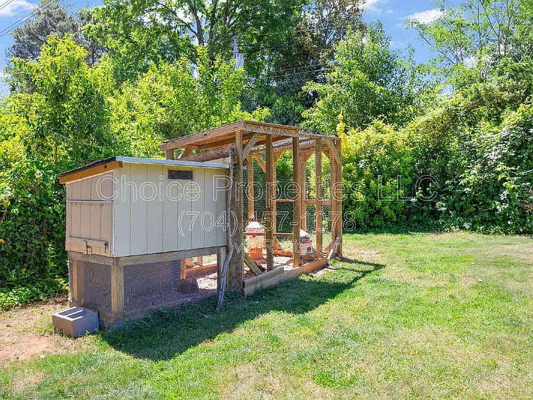 832 Stanfield Dr — Photo 46