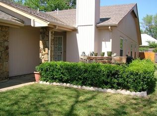 11121 E 17th Pl, Tulsa, OK 74128