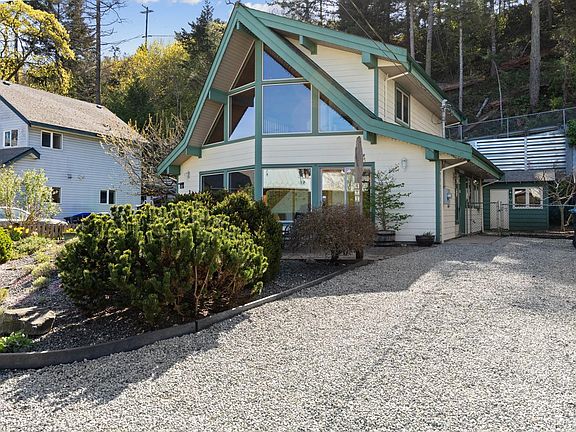 2nd image of 471 Windslow Rd
