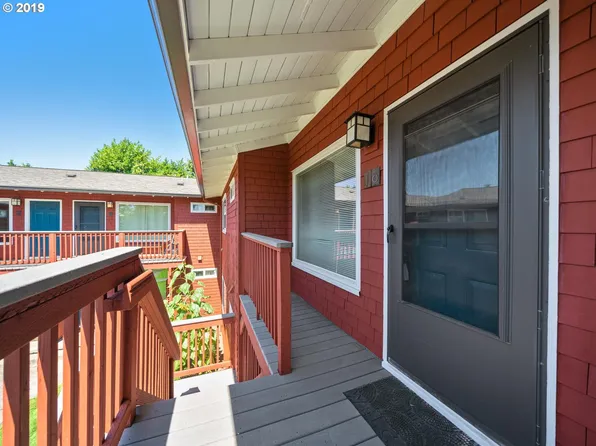 2937 SE Waverleigh Blvd, Portland, OR 97202
