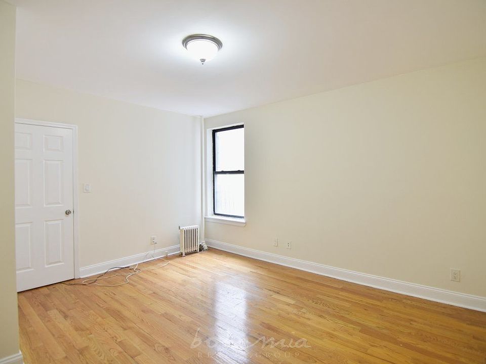1st image of 242 Bradhurst Ave APT 46