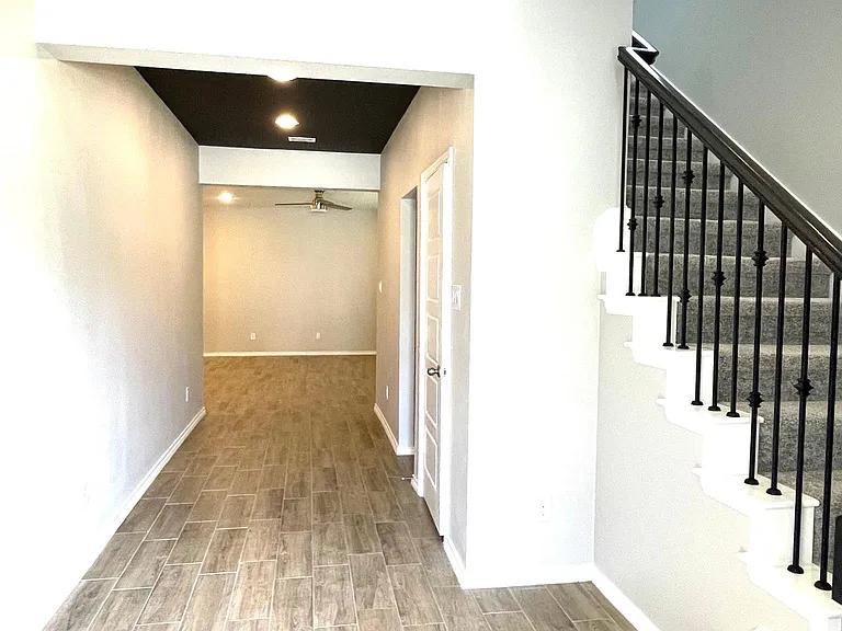1700 Emilia Dr — Photo 10