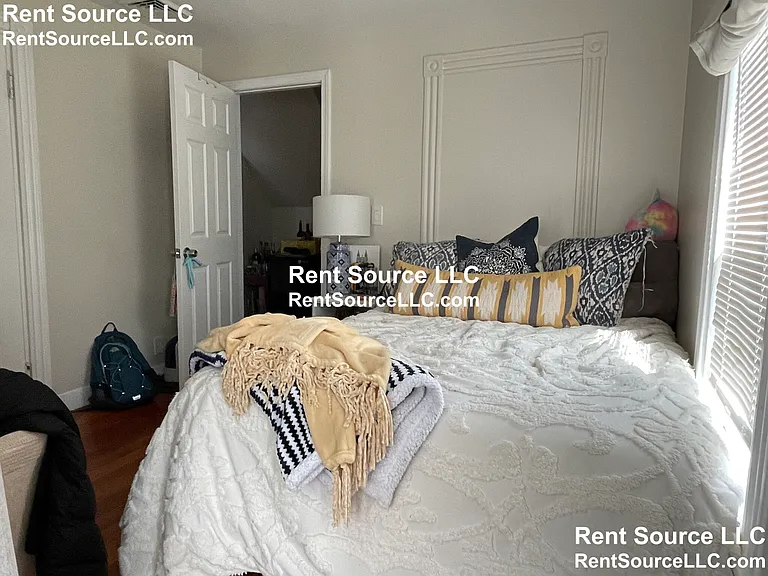 267-269 Highland Ave #3 — Photo 12