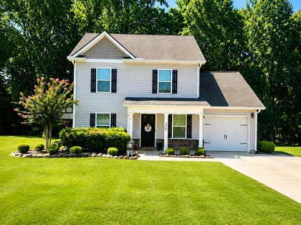 279 Stanebrook Ct, Jackson, GA 30233