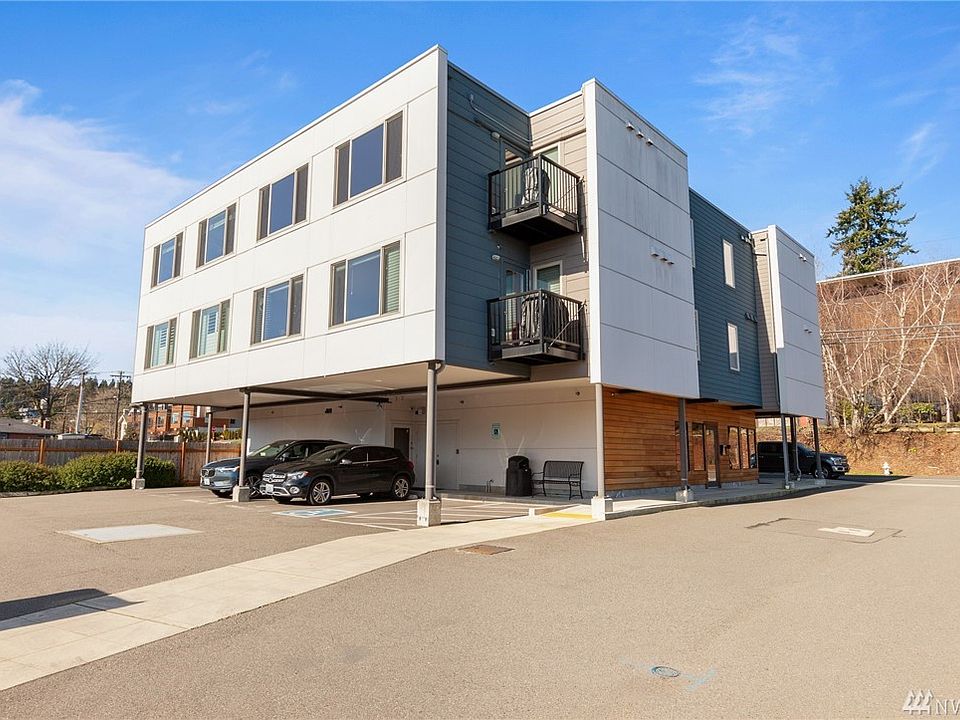 1st image of 6219 NE 181st St Unit 304