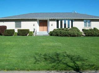 160 W Maplemere Rd, Buffalo, NY 14221