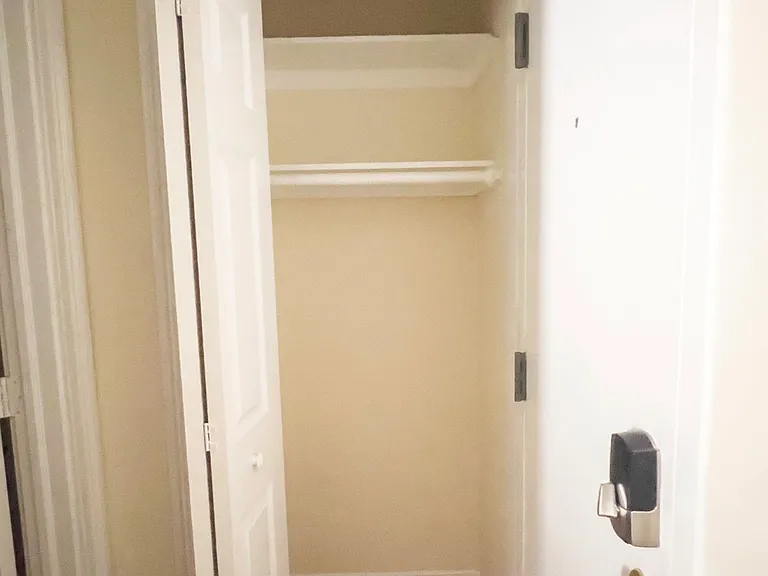 389 Jefferson Ave #389 — Photo 16