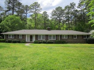 137 Rutledge Rd, Greenwood, SC 29649