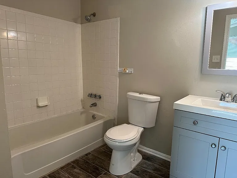 1908 Millpoint Ln — Photo 16