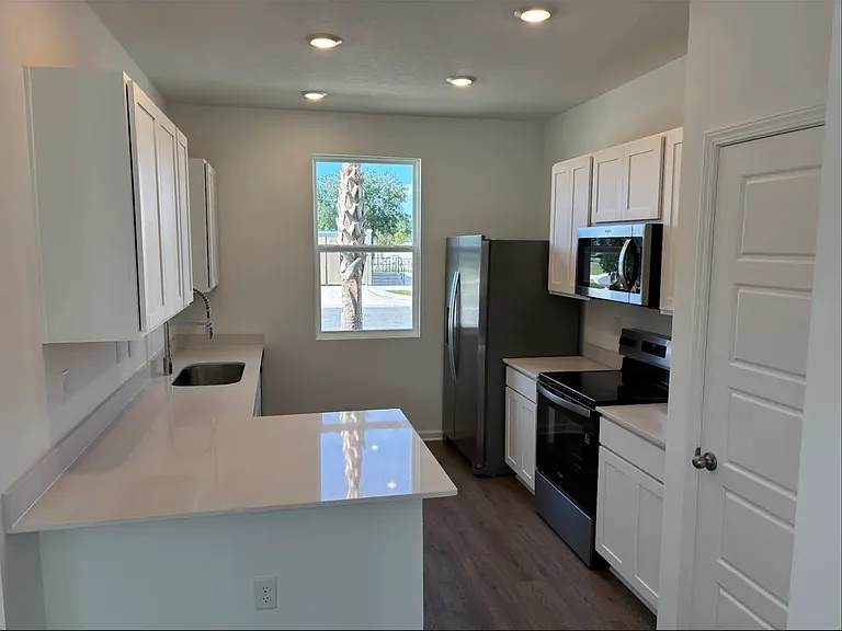 20 Montellano Rd — Photo 5