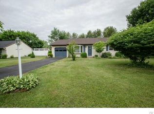 4025 Devonshire Rd, Bethlehem, PA 18020