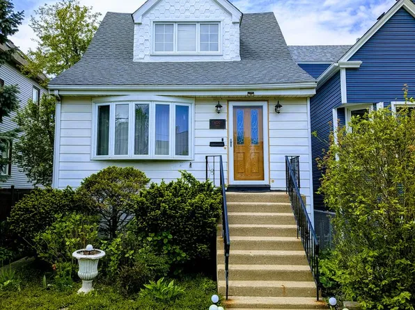 4330 N Avers Ave, Chicago, IL 60618