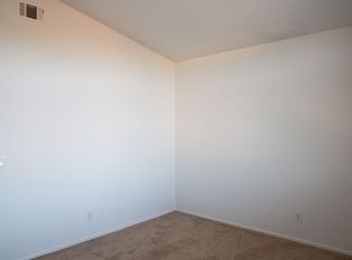 2033 Jewell Rdg, Vista, CA 92081