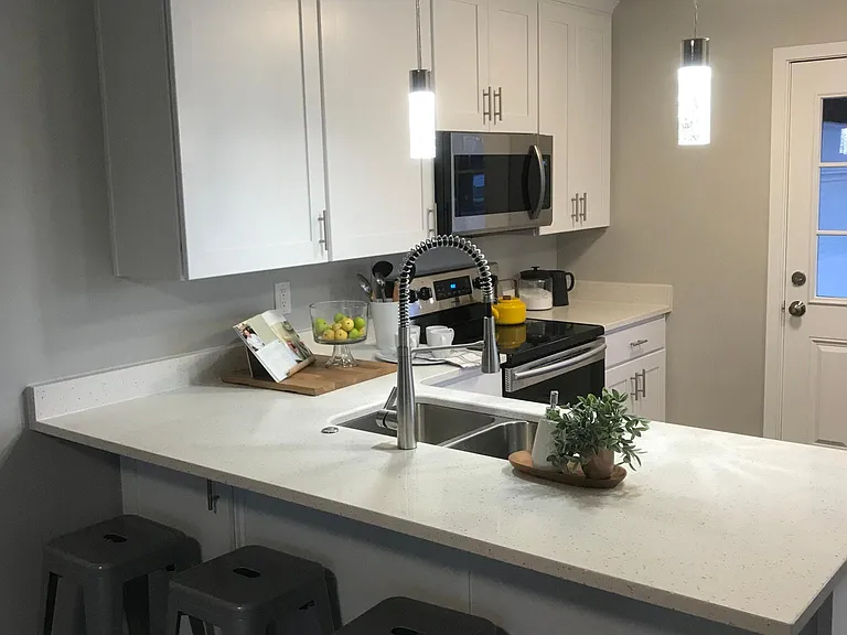 776 N 1300 W — Photo 10