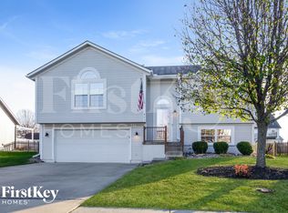 805 Canter St, Raymore, MO 64083