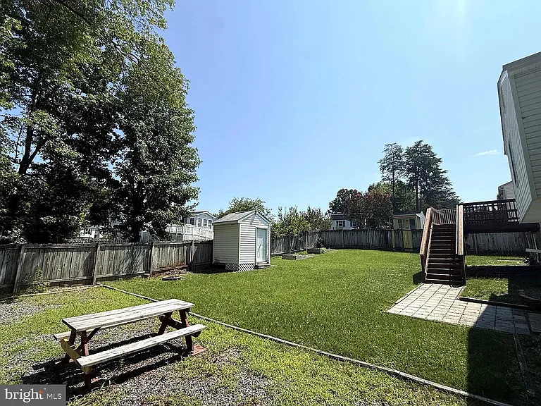11512 Woodland View Dr — Photo 16