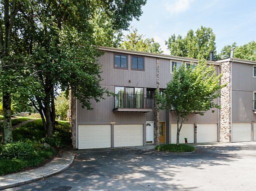 1st image of 1886 Cherokee Bluff Dr #1886