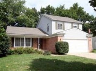 8037 Lake Crest Dr, Ypsilanti, MI