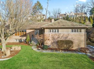 751 Pinetree Rd, Pittsburgh, PA 15243