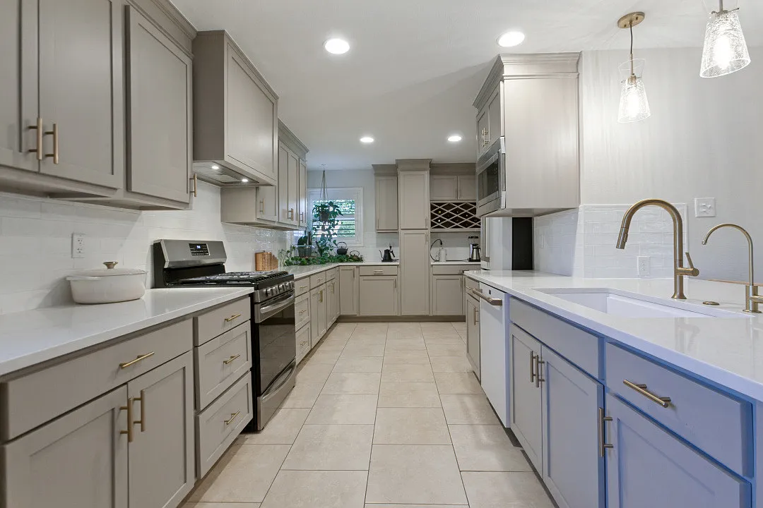 4 bed, 3524 sqft, $5,100 — Photo 2