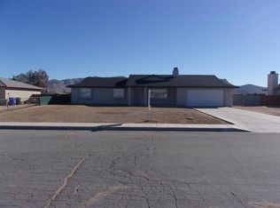 13345 Appleblossom, Apple Valley, CA 92308