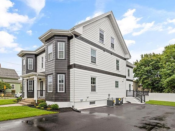 5th image of 347 Riverside Ave #2
