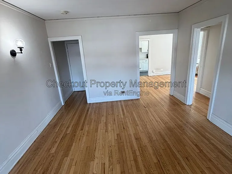 5616 Pershing Ave #52 — Photo 2