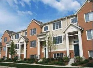 734 Hanbury Dr, Des Plaines, IL 60016