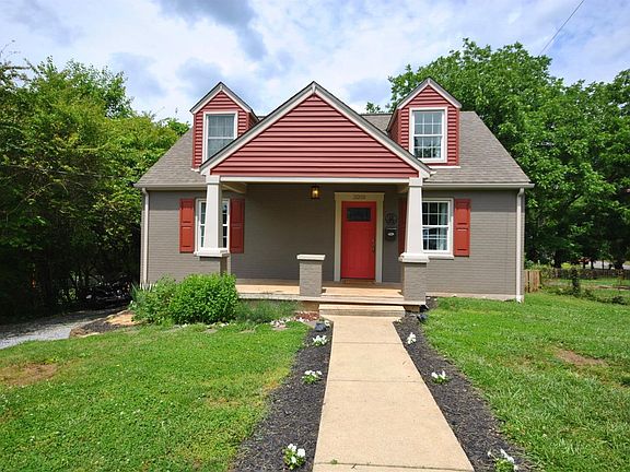 3rd image of 3205 Cary St #8