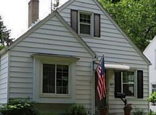 1567 Crestwood Rd, Toledo, OH 43612