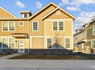 5945 S Boddington Ln, Boise, ID 83709