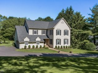2 Coventry Rd, Mendham, NJ 07945