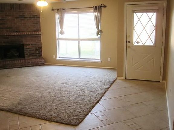 4th image of 3613 Jewel St