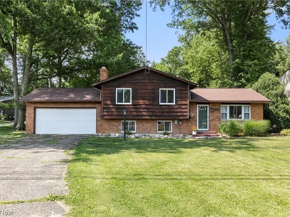 3973 Summit Rd, Ravenna, OH 44266