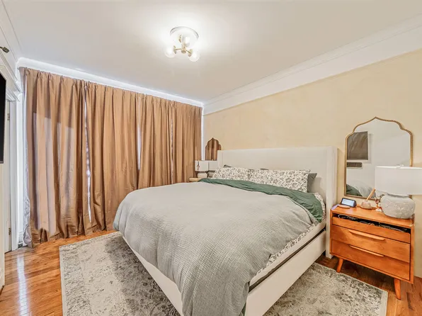 58-07 Maspeth Avenue image 10 of 35