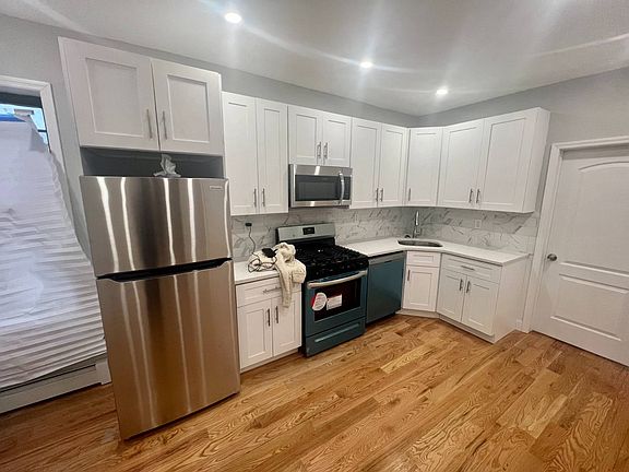 4th image of 1198 E 96th St #1