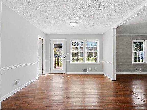 4th image of 4716 Cheri Lynn Rd NW