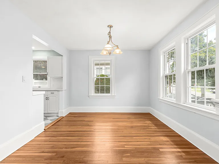 48 Whitney Rd — Photo 9