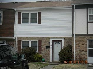 105 Tyburn Ct, Hampton, VA 23669