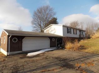 19 Harnecky Rd, Newark Valley, NY 13811