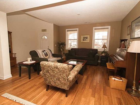5th image of 1679 Sweetgum Dr