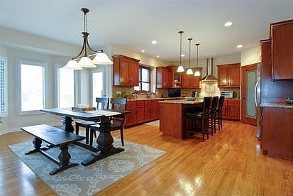 3rd image of 5428 Silk Oak Dr